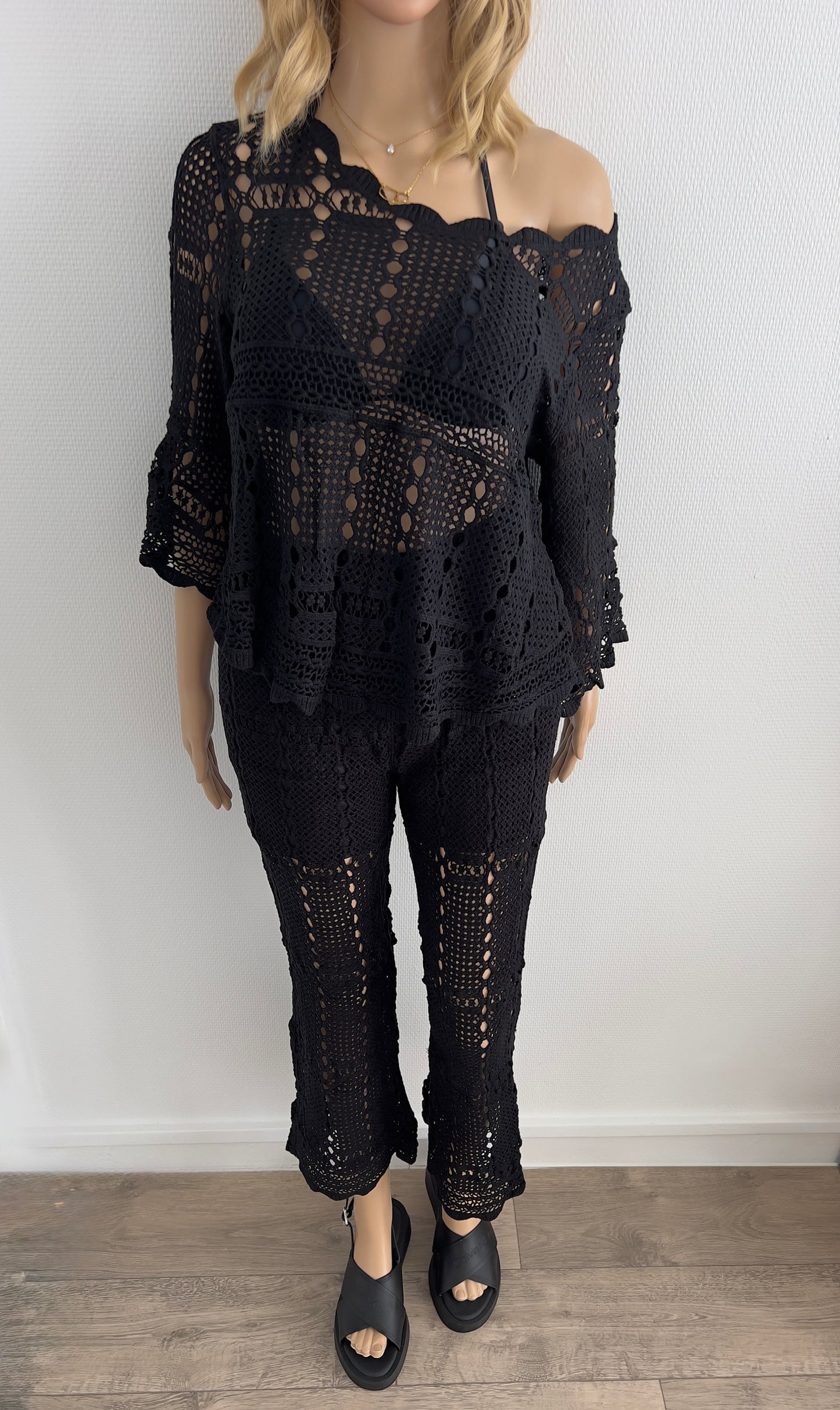 Ensemble “Santorini” – Total Look Crochet Noir