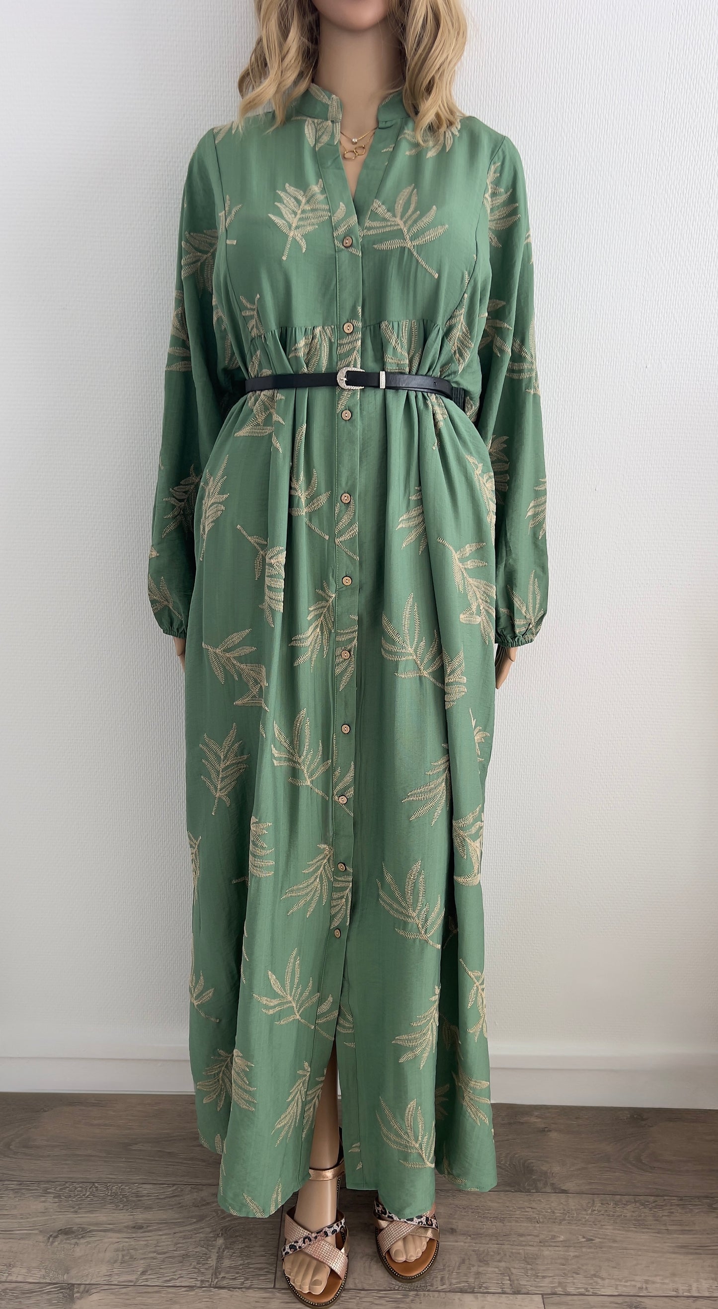 Robe “Mira” – Vert Amande & Imprimé Feuilles