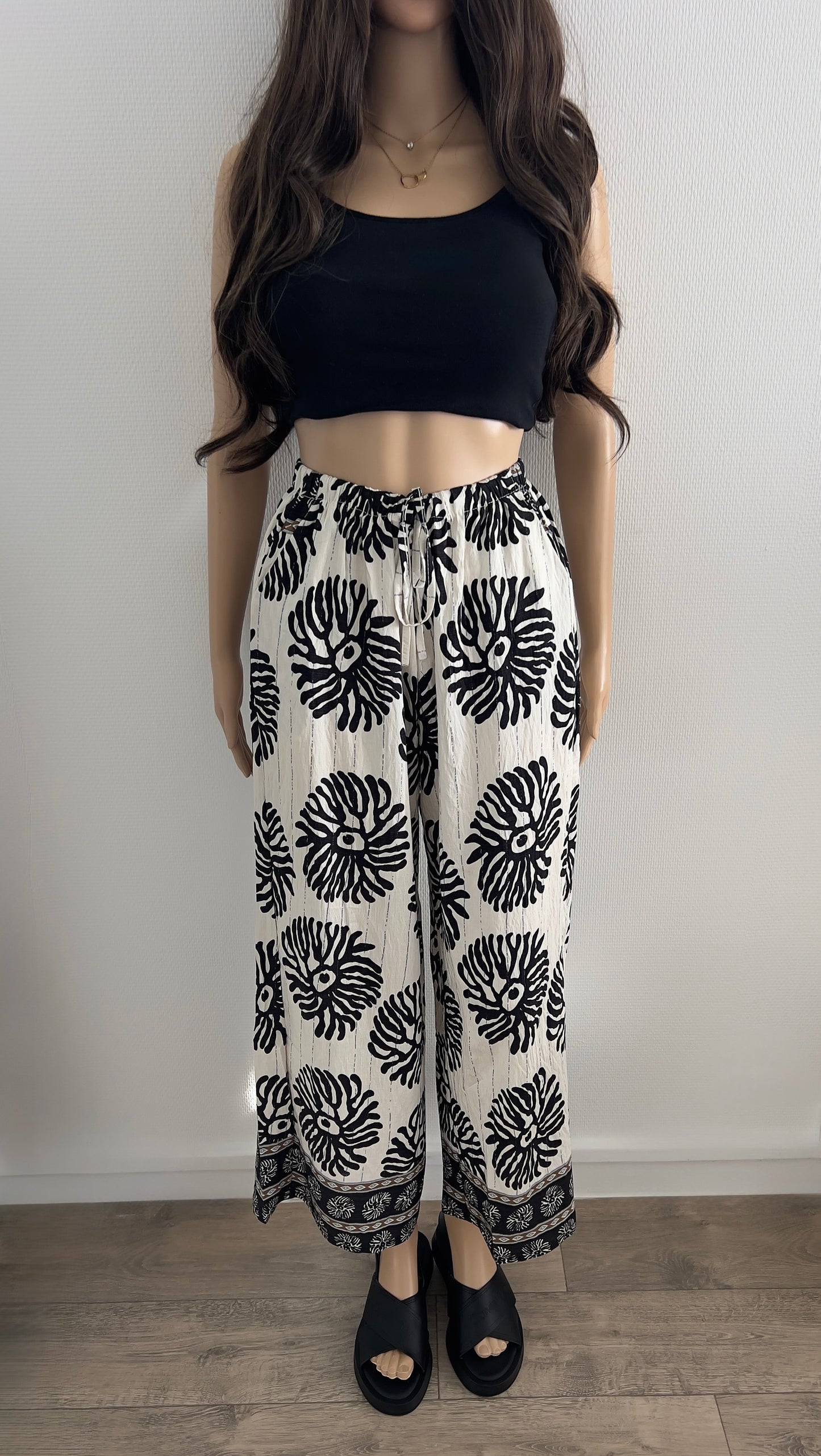 Pantalon “Luma” – Imprimé Noir & Blanc Cassé