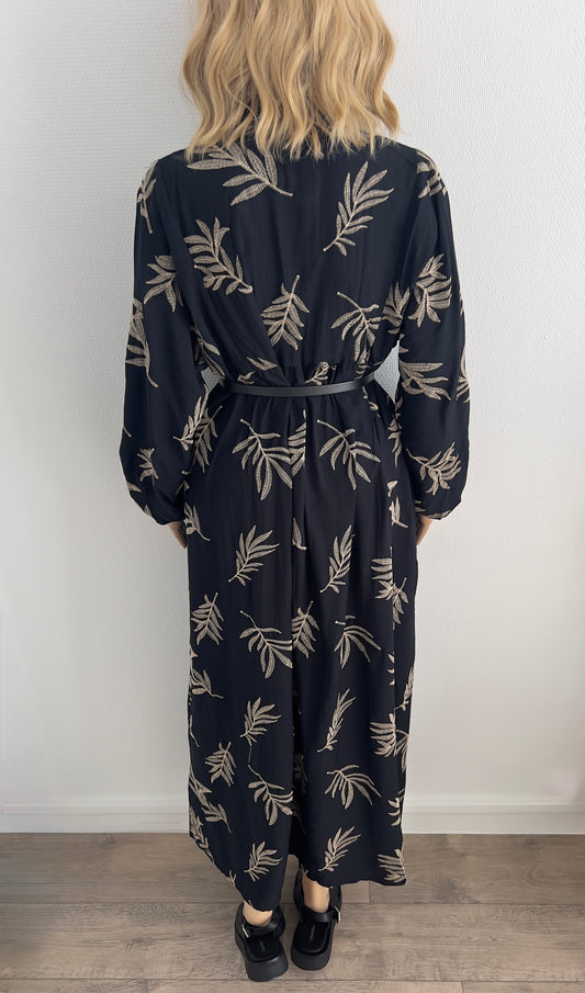 Robe “Mira” – Noire Imprimé Feuilles